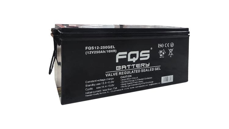 Batería 12-250GEL de la gama de Tracción Ligera de FQS Battery, con tecnología GEL.
