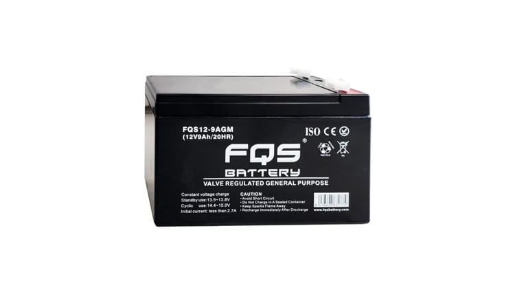Batería 12-9AGM de la gama de Tracción Ligera de FQS Battery, con tecnología AGM.