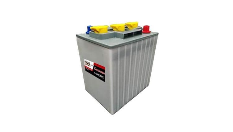Batería FQS6-240TB de la gama de Tracción Ligera de FQS Battery, con tecnología Flooded de Ácido Libre.
